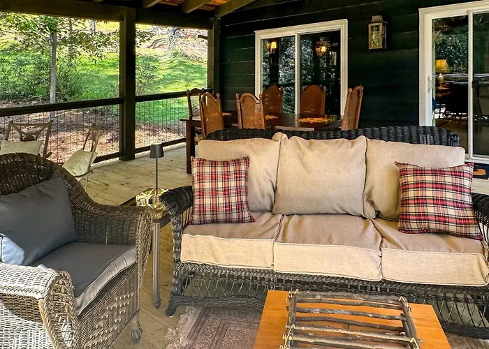 Enchanting Highlands Cottage W/ Pond & Waterfall