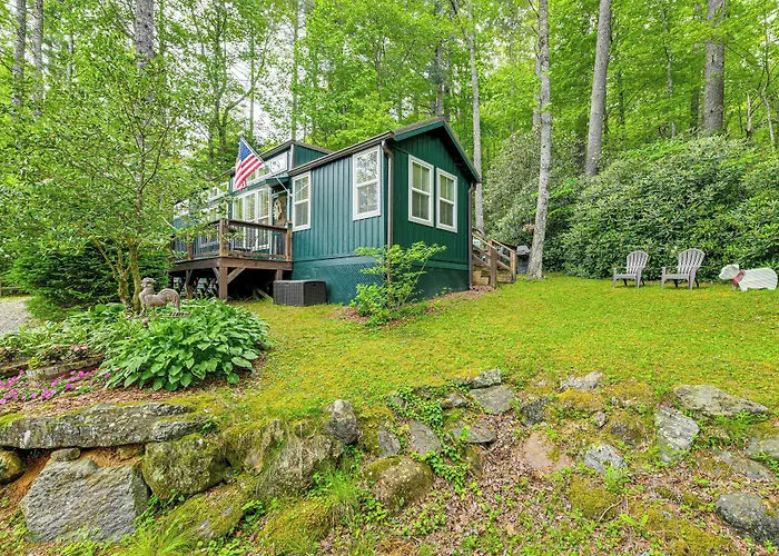 Highlands Vacation Rental - Walk To Main St!